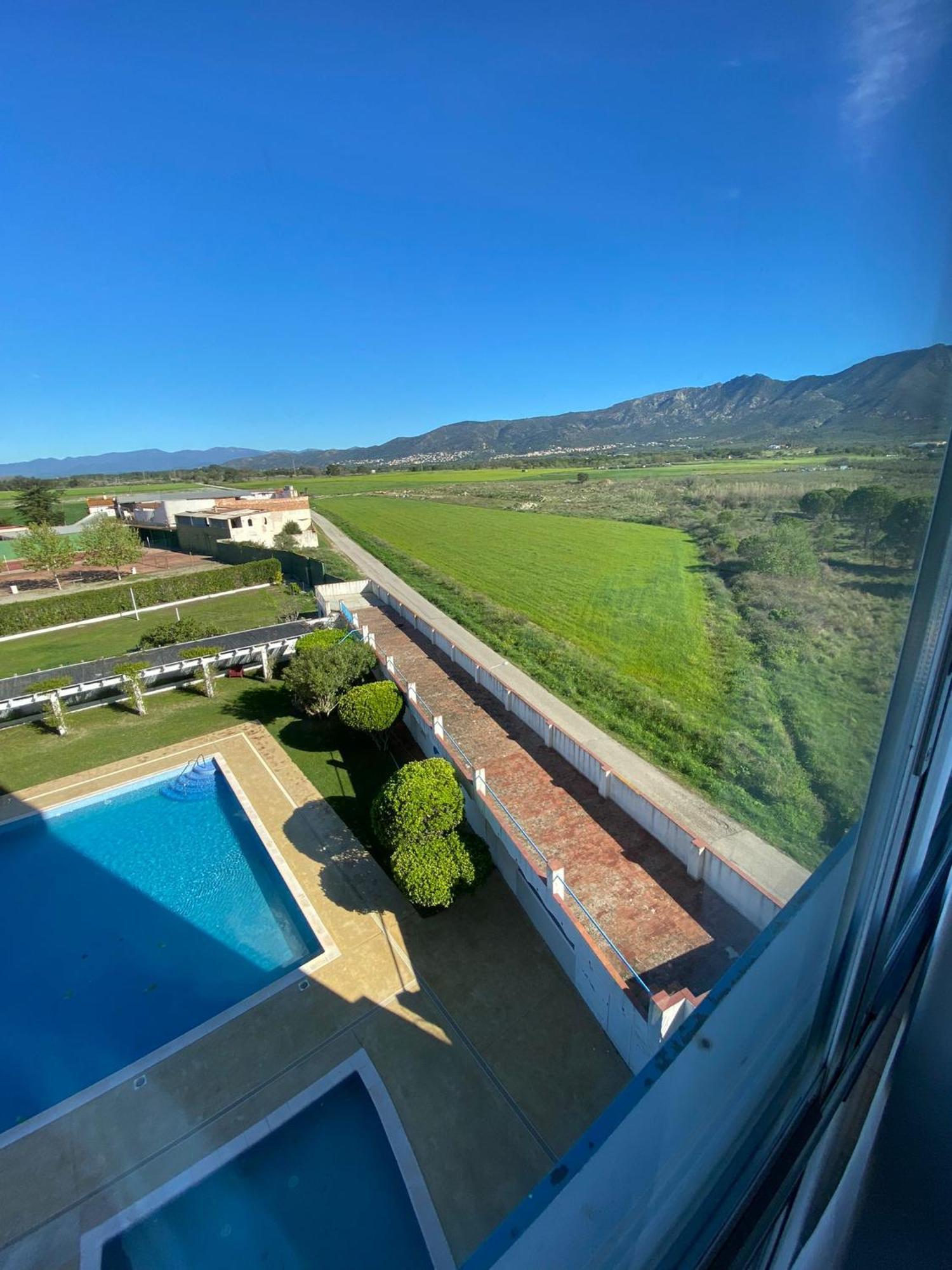 Studio Avec Piscine Et Parking Ρόζες Εξωτερικό φωτογραφία